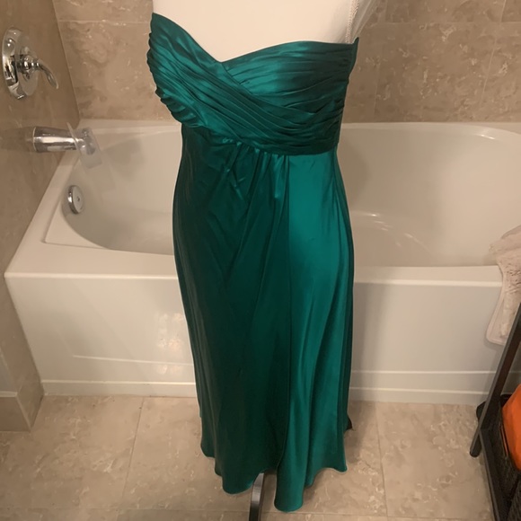 Banana Republic 100% Silk Dress - Picture 3 of 15